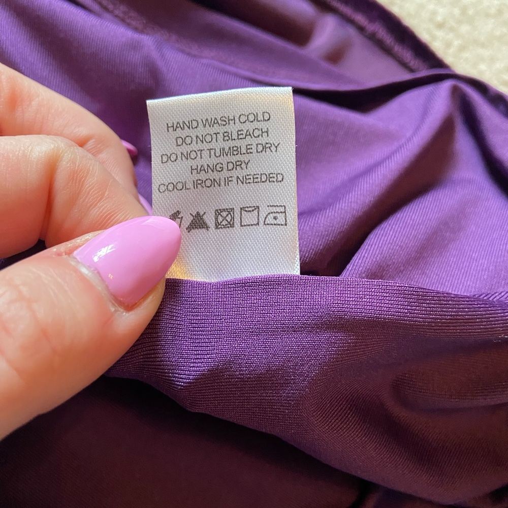 Tularosa Ryland Dress in Plum size Large‎ - Picture 9 of 14